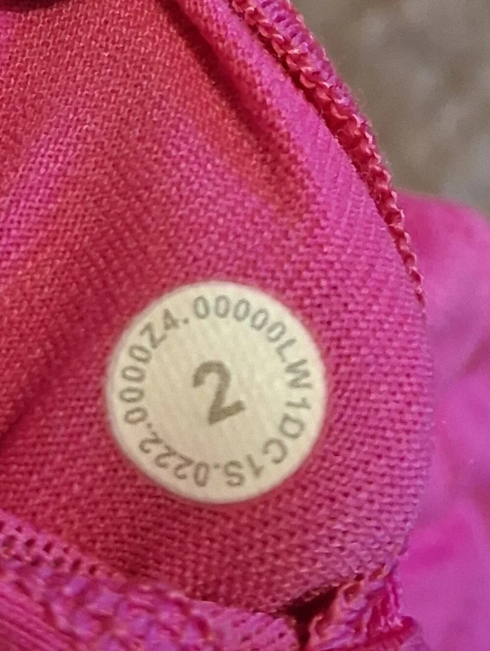 Lululemon Women Wunder Train Racerback Tank Top Lip Gloss Padded Breathable 2